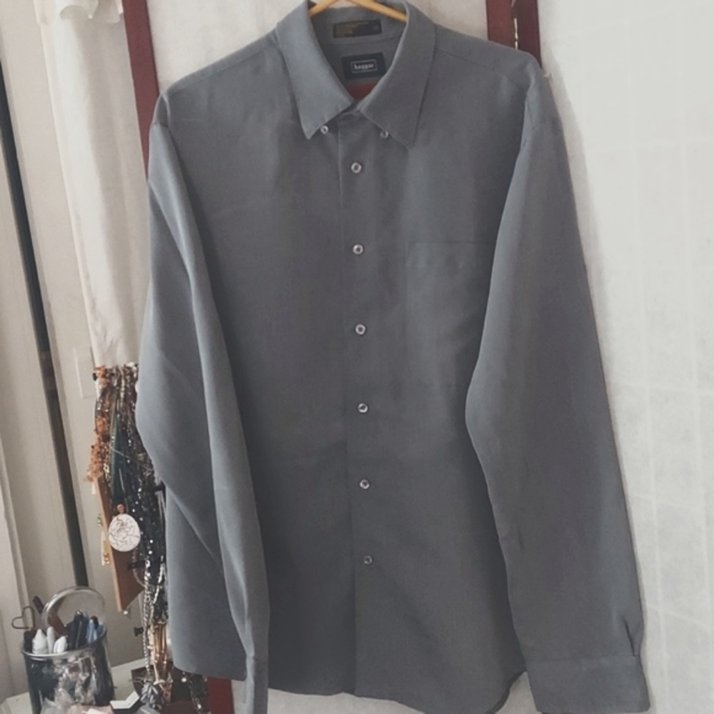 Haggar Men's Premium Comfort Grey Wrinkle Resistant Dress Shirt Sz L